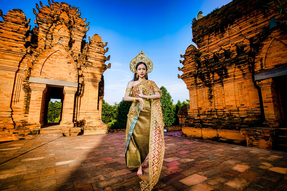 Why the Thai Bangkaew Makes the Perfect Family Addition: Traits & Tips