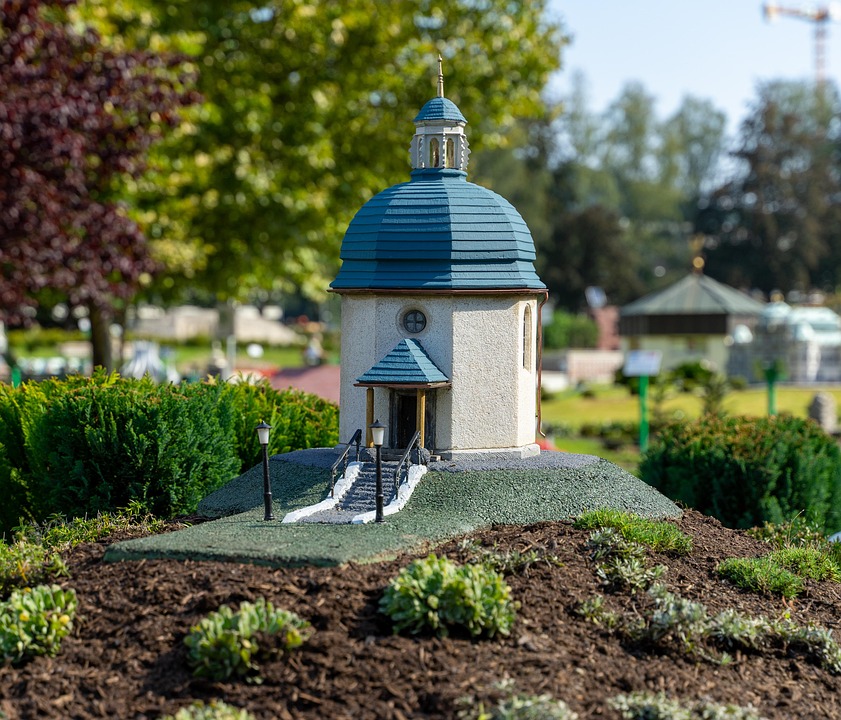 Caring for Your Miniature American Shepherd: Tips for Happy Pups!